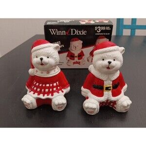 Winn Dixie 2007 Collector's Set Winn Dixie Christmas Salt &  Pepper Shakers